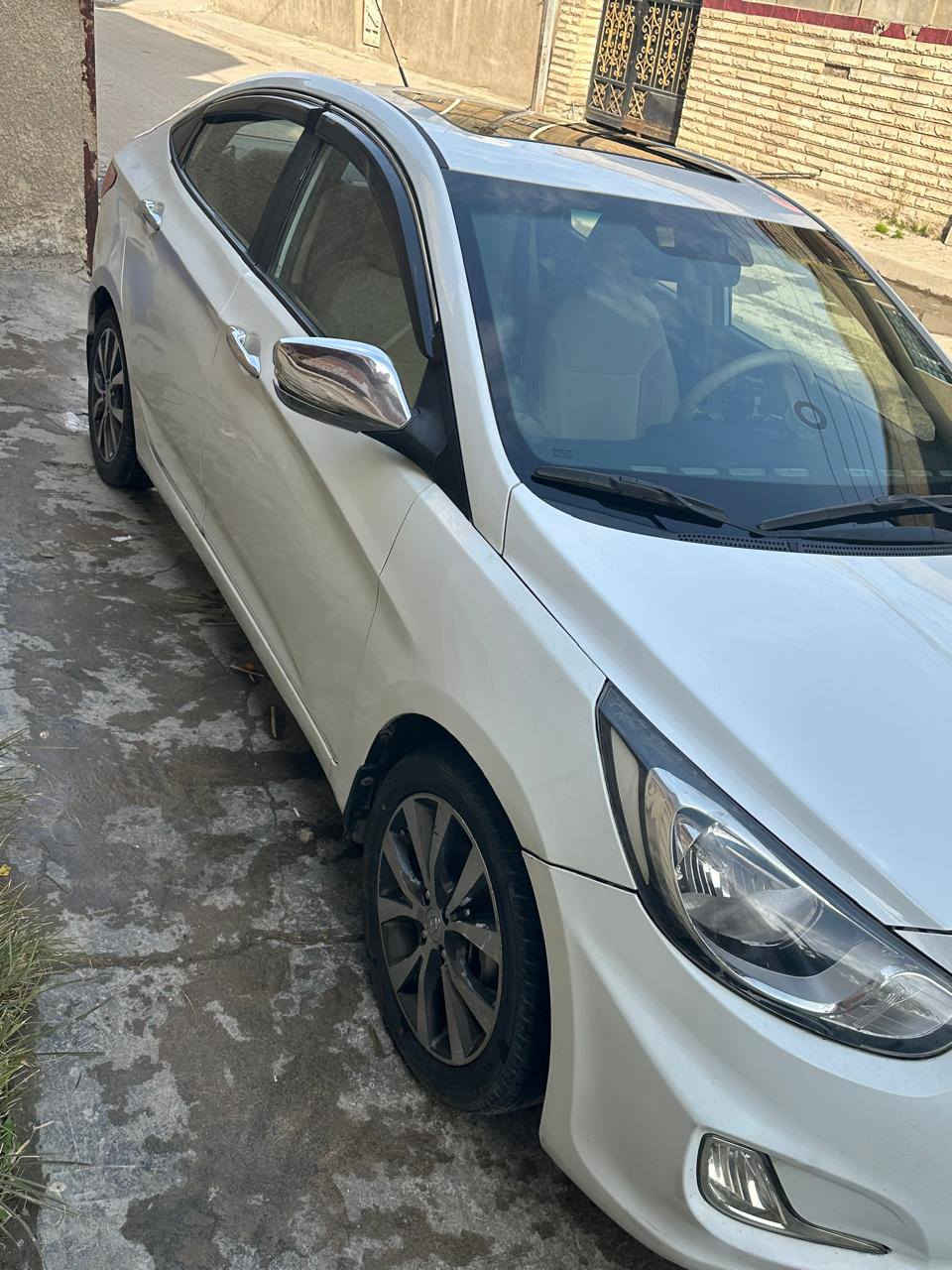 السلام عليكم ...
اكسنت خليجي 2015 قطرتين 1600
مكينه گير وضع الشركه داخل السياره كله ع وضع الشركه جديد تايرات جدد تبريد تدفئه صدر كله جديد .
مواصفات الاكسنت الفول بيهه تلحيضات صبغ بدون ضربه السياره رقم بغداد الدولي. العنوان/ الدوره 
السعر / 108 
***********
