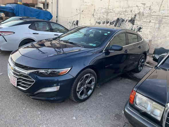 السلام عليكم 
ماليبو مديل 2021
حادثها موضح بلصوره بنيد بي بارد وجامرلغ مبدل صفحه اليمنه والثاني مرشوش كلير بامريكا

السياره يحتاجلها دعاميه اماميه والخلفيه تحتاج فايبر كلاس بيها ضربه 
الصفحه عكس السايق بيها بارد البابين والجاملغ الخلفي 

السعر 110 
شده وعشر اوراق 

قفل ما بي اي مجال 

عنوان السياره بغداد الكرخ

التواصل ***********
