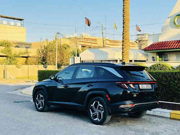 سلام عليكم 

توسان2023
رقم ربيل الجديد 
السياره جديده وحلوه فول 
الحادث فقط بنيد بدون دواخل 
كما واضح في الصور  
صور السونار داخل المنشور  
السيارة فول واحد ع واحد 

فتحت سقف 
قيادة في الريموت 
جلد تفئه
-تبريد بيانو
-شاشة كار بلي
-رادارات امامية وخلفية
-سياقة ذاتية
تشغيل عن بعد 
-تحديد مسار
-أربعة وضعيات قيادية :(قيادة ذكية،قيادة اقتصادية،قيادة رياضية,ثلجي)
-هندبريك كهرباء
-مانع انحدار 
-مثبت سرعة
-محرك 2500
-فور ويل 4X4
عداد المسافة 64  حقيقي                                       
السعر 177 وبيها مجال 
الاستفسار ***********
العنوان بغداد
