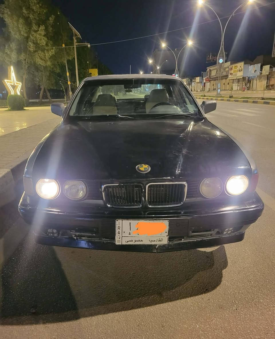 السلام عليكم بي ام حجم 730 موديل 93 سياره كير مكفول 
المكينه  6 بيه صوت المكان بابل الحله  سعر 17 وبيها مجال الرقم بي وتساب ومتوجد عل فيس ***********
