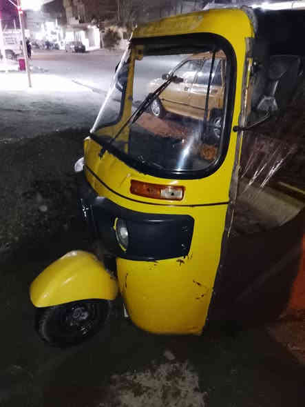 تكتك البيع موديل١٦ السعر٢٤٠٠ رقم الهاتف  *********** المكان بغداد المكينه حلوه
