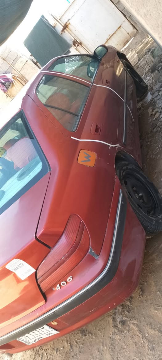 بيجو فرنسي406 موديل 2001مكينه وكمها ضعيف ابيع مكينه كايمه صدر امامي خلفي جديد باتري جديد راديتر جديد تخم تاير جديد غرفتها حلوه وكشرتها شوفت عينج عنواني بغداد قريب على مجمع ريحانه السكني رقمها بغداد مشروع وطني سعر 38بيه مجال


**إذا كنت صاحب هذا الإعلان وتريد حذفه لأي سبب، رجاءا أرسل رسالة إلى الدعم الفني**