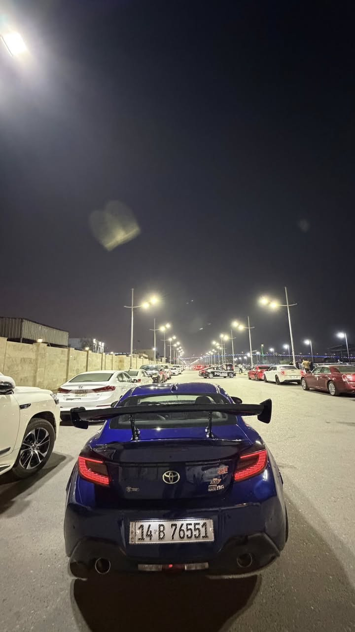 تيوتا GR 86 بريمر
2023
 ضربتها جاملغ ايسر وبنيد 
السياره فول مواصفات
سعرها 165 ورقه
مكانها البصره 
***********

