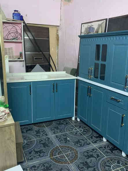 داخل المنيوم. ابواب بالون بريس تغليف ضد الرطوبه تركي السعر ٦٢٥موبسعر الالي كابون. لبلاستك بعد شتردون. واكو قياسات. جميعها يجيك حسب الطلب العنوان الزهور محل اوس ***********
