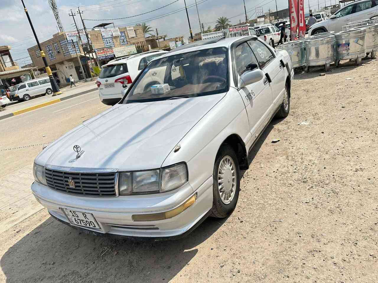 سلام عليكم بطه فصل للبيع موديل ٩٣ كير ومحرك جدد صدر جديد تبريدها  نقص بس كهرباء الباقي كوله جاهز السياره بسمي تحويل ثاني يوم مصبوغه حزام للجماليه مكفوله من ضربه وكصه  السعر ٥٥ وبيها مجال 
***********
***********

