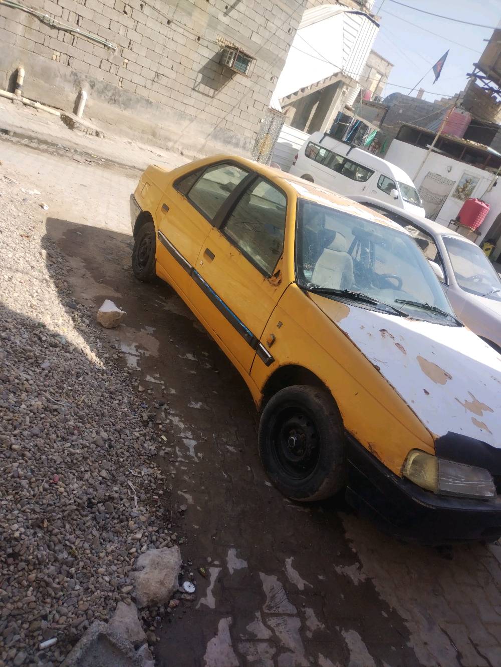سلام عليكم يالله بيجو البيع سياره جاهزه كهربائية من طول الطول شغاله حداديه حلو باور وعنبار جديد الستيرن ماي كير جديد مكينه بيه خيط تبخير بس سياره نكر سلف وين مايعجبك روح ب١٢ وبيه مجال شراي هذا رقمي *********** اكو مراوس هم اراوس عادي