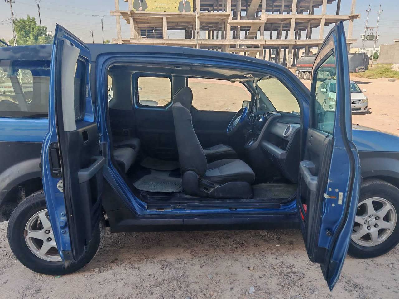 هوندا لمنت ٢٠٠٧بيه ضربه من الصفحه محرك ٢٤٠٠ مكانه ادواتها متوفره بغداد
سعرها 45 ورقه قفل
***********
شراي مكانها رمادي
