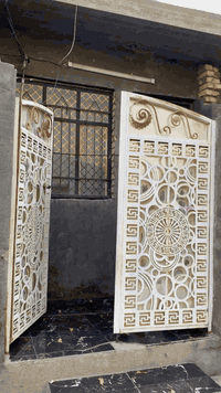 السلام عليكم دونم كامل يحتوي على  5دور ومضيف طابو زراعي سند25 تحويل باسم المشتري مباشر 
الواجهه26ونص
والنزال98
في منطقه الحسينيه الراشديه قرب مسبح الماسة نهايه شارع الحشد
السعر280 وبي مجال
للاتصال***********
