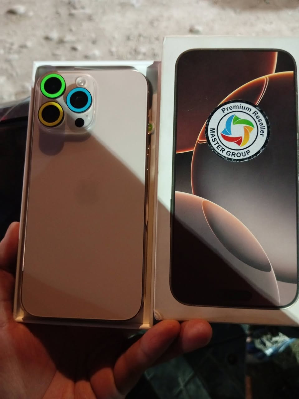 السلام عليكم البيع  ايفون 16برو ماكس ماستر صاله شهر من اخذته بعده بل ضمان جديد مشحون 83مره بطاريه🔋100  ذاكره 256 ملحقاته وياه كامله مكاني البلديات رقمي ***********
