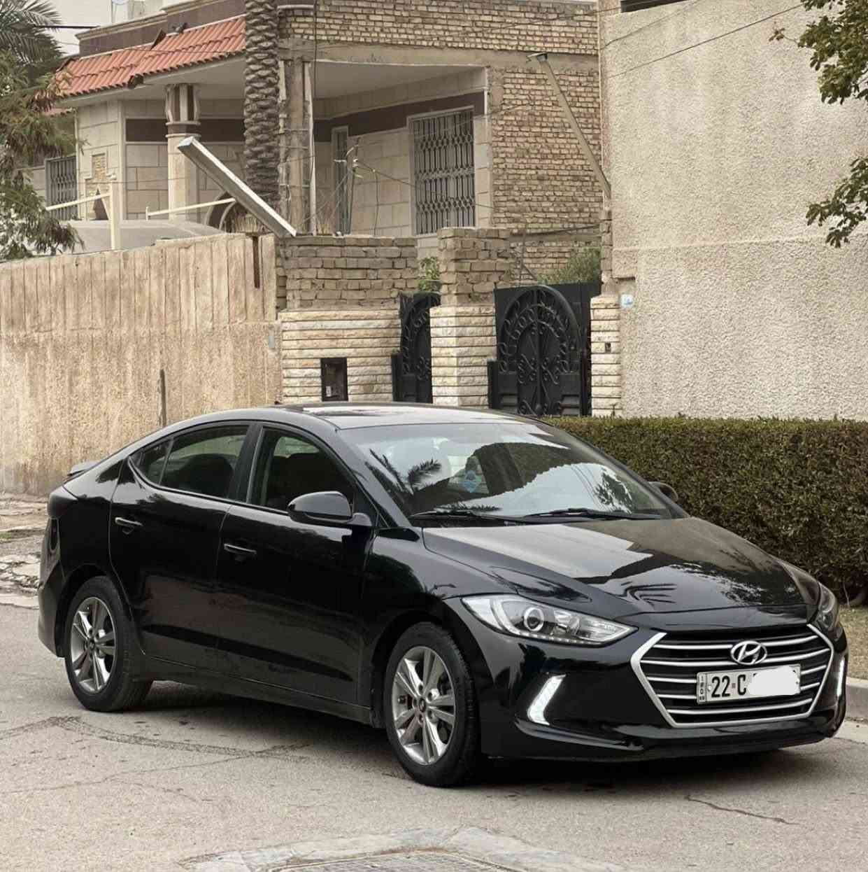 السلام عليكم النترا موديل 2017 معروضه 106 وبيه مجال بسيط جدا  رقم أربيل  دولي باسمي سنويه هزه كله جديد تحويل مباشر مكينه 2000 دوش غير مفتوحه تبريد ثلج صدر امامي خلفي جديد تخم تاير جديد سياره جاهزه كل نقص مابيه مواصفات سياره شاشه كبيره كامره دواره فول تحكمات ستيرن رادرات جانبيه نظام توقف ذاتي قياده ذاتيه وبعد بيه هواي مواصفات (((( سياره داخله كلين بدون حادث بلعراق بيه صبغ اربع قطع بدون دواخل بدون ايرباك  صور حادث مرفوقه ويه المنشور )))) مكان سياره بغداد الاستفسار *********** خاص مغلق 🔐
