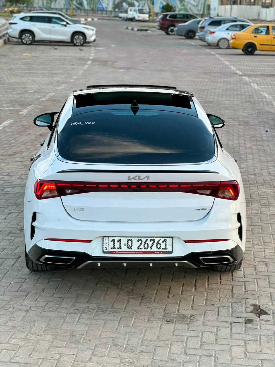 🚗 للبيع Kia K5 GT-Line موديل 2023 🚗
▫️ اللون: أبيض لؤلؤي
▫️ رقم بغداد (باسمي)
▫️ ممشى قليل 50kmالف
▫️ مكفولة كفالة عامة
▫️ بارد أمامي وخلفي (مكانين) ❄️
▫️ محرك 1.6.T
▫️ جير أوتوماتيك 8 سرعات
▫️ تشغيل بصمة + دخول ذكي+ بصمة بيبان + اشارة ترحيب
▫️ ريموت ستارت
▫️ شاشة كبيرة مع Apple CarPlay وAndroid Auto
▫️ كاميرا خلفية + رادار امامي + رادارات جانبية
▫️ مثبت سرعة
▫️ نظام اختيار وضعيات القيادة (Drive Mode)
▫️ويل GT قياس 19 إنج
▫️ إنارة LED أمامية وخلفية+ اشارة ترحيب
▫️ فتحة سقف بانوراما
▫️ داخلية جلد مع تطريز GT-Line
▫️ شاحن لاسلكي للموبايل
▫️ السيارة نظيفة جداً ولا تحتاج أي مصروف.

🎥 صور الحادث مرفق بالمنشور.

للاستفسار والمفاوضة الاتصال برقم *********** مكان السيارة بابل
