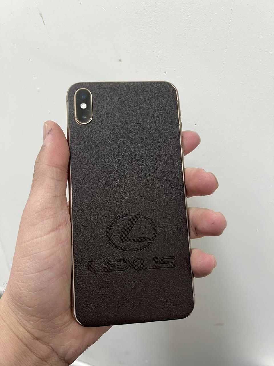سلام ئایفۆن xs max ٦٤ زاکیرە ١ سیم باتری٧٧ شریکة  کل جیهاز شریکە ظهر الهاتف مكسور. 
ماکو مشکیلە
سعر ١٣٠ الف قفل  قفل 
مکانی سلیمانیە
0771 037 0737 
تراوس بس ئایفۆن اکو
