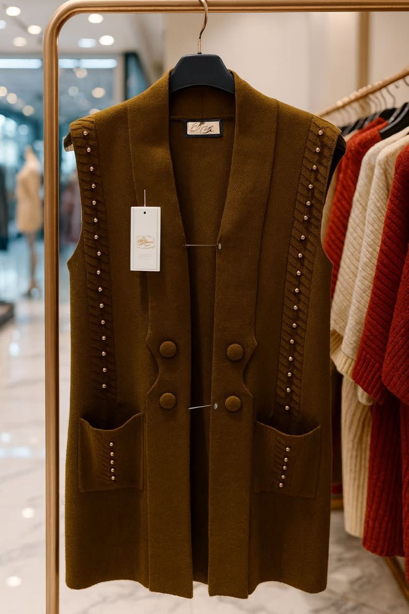 🖤🤎🤍
فيست نسائي أنيق (كاردغان بدون أكمام)
تصميم عملي وأنيق، يلبس بكل المواسم 🌸
يناسىب الدوام، الطلعات، والمناسبات الخفيفة
قماشه ناعم ومريح، سهل التنسيق ويا أكثر من ستايل
🎨 الألوان المتوفرة (7 قطع):
أسود – بيج – رصاصي – جوزي
(كل الألوان متوفرة وياها شال بنفس اللون 🎁)
💰 السعر: 14.000 فقط
 
⏰ العرض لمدة يومين فقط

🌐العنوان السوق الجديد المحلات الي بالوسط محل رقم 53


**إذا كنت صاحب هذا الإعلان وتريد حذفه لأي سبب، رجاءا أرسل رسالة إلى الدعم الفني**