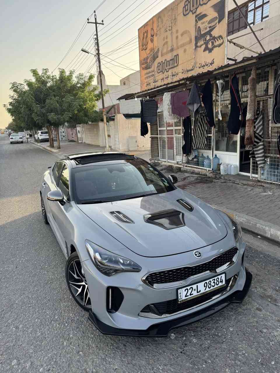 اني مكلف بلنشر شباب للبيع او مراوس حسب القناعة واذا سيارة اقل من سعره بعد احسن محتاج افلوس 

لاستفسار ‭+964 770 176 5952‬
السعر 210 
مكان السيارة كركوك 

حادث موضوح بلمنشور بونيد وجاملغ سونار بلمنشور 

✅ كيا ستينكر GT LINE 2022 

✅ محرك 4 سلندر 2500 تيربو  🚀🚀 

✅ نظام صوت harman.kardon سماعات 15

✅ لايتات زينون عالي واطئ اصل مع كشافات ليد  ٤عدسه ليد دعاميه ترحيب

✅ بصمة للابواب مع بصمة تشغيل وتشغيل عن بعد اناره 

ترحيب

‎✅اشارات بالمرايا الجانبية مع حساسات الاجتياز الجانبي 

✅ حساسات خلفية اصل مع كاميرا دوارة 

✅ رادار امامي وتوقف تلقائي 

✅ مرايا جانبية شفط كهرباء هيتر مع كفرات كربون فايبر

✅ سقف المركبة بانوراما 

✅ صالنصة خلفية رياضية باربعة فتحات 

✅ غرفة السيارة جلد اصل أحمر

✅ شاشة دشبول كبيرة لمجموعة من الايعازات 

✅ تحكم كهربائي متكامل الايعازات لمقاعد المقدمة 

✅ حساسات الانحراف عن المسار في الطرق المفتوحة 

✅ ستيرن رياضي حرف D مع شفتات ستيرن 

✅ تحكم ستيرن متكامل الايعازات مع تحكم الرادار 

✅ رادار امامي تفاعلي وتحكم كامل من الستيرن 

✅ وضعيات للقيادة عدد 5 

✅ منافذ USB,AUX مع شاحن موبايل وايرلس 

✅ مقاعد السائق والراكب رياضي

✅ كراسي تدفئه

✅ستيرن هيتر

✅مرايه وسطيه اوتو

✅تبريد خلفي منفصل

✅اوتو هولد 

✅بريك بصمه

✅اوتوستارت

✅حساس مطر

✅حساس لايت
