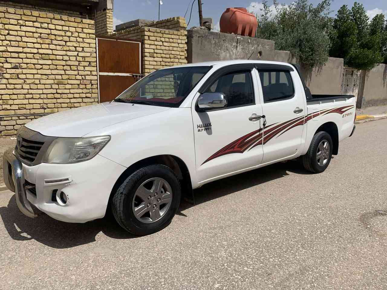 سياره هايلوكس موديل ١٤  كويتي 
شاصي ١٩  سياره جديده بمعنى الكلمه 
رقم سياره نجف السعر225 وبيهه مجال لطيبين  
مكان سياره سماوه رميثه تواصل رقم ***********
