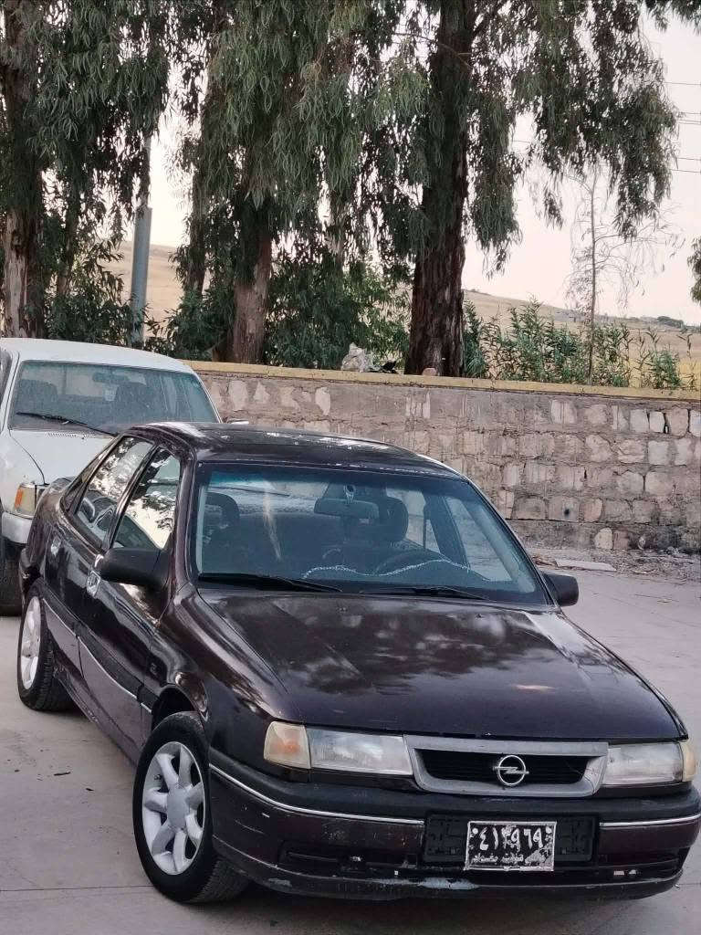 ئۆپڵ ڤیكترا ١٩٩٢ئاڕم پلاستیك سلێمانی مەکینە ٢٠ گێڕو مەکینە و کارەبای هەموو گیانی بەشەرتە چوار تایەی تازەیە زۆر جوان و توندو تۆڵە ماڵی دۆستە سعری ٢١گەڵا شوێن تەق تەق😍 (***********) (***********) كويسينجاك, أربيل
