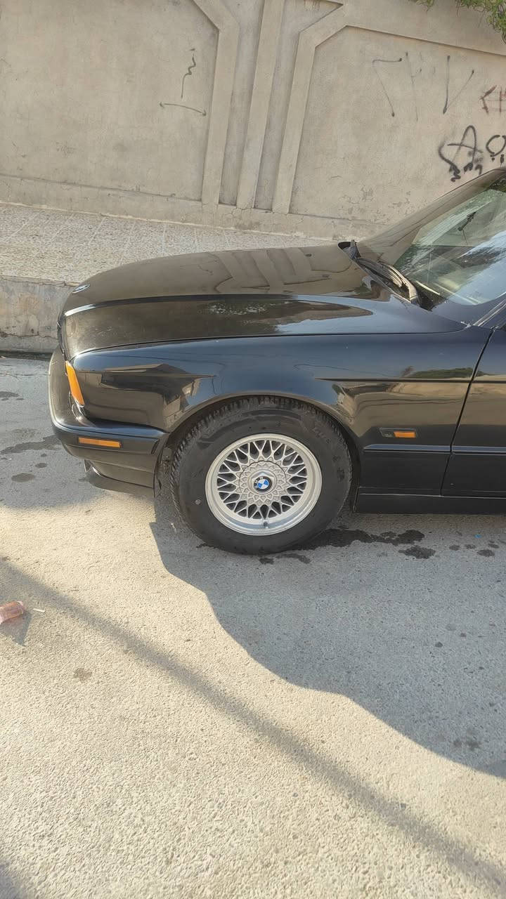 بي ام دبليو للبيع موديل 1990 كابون بنزين بيها سعر60وبيهامجال جامات كهرب قفل مركزي بانوراما بيا ضرره جاملغ اللي كدام اليسار بدون دواخل رقمي *********** بي وتساب
