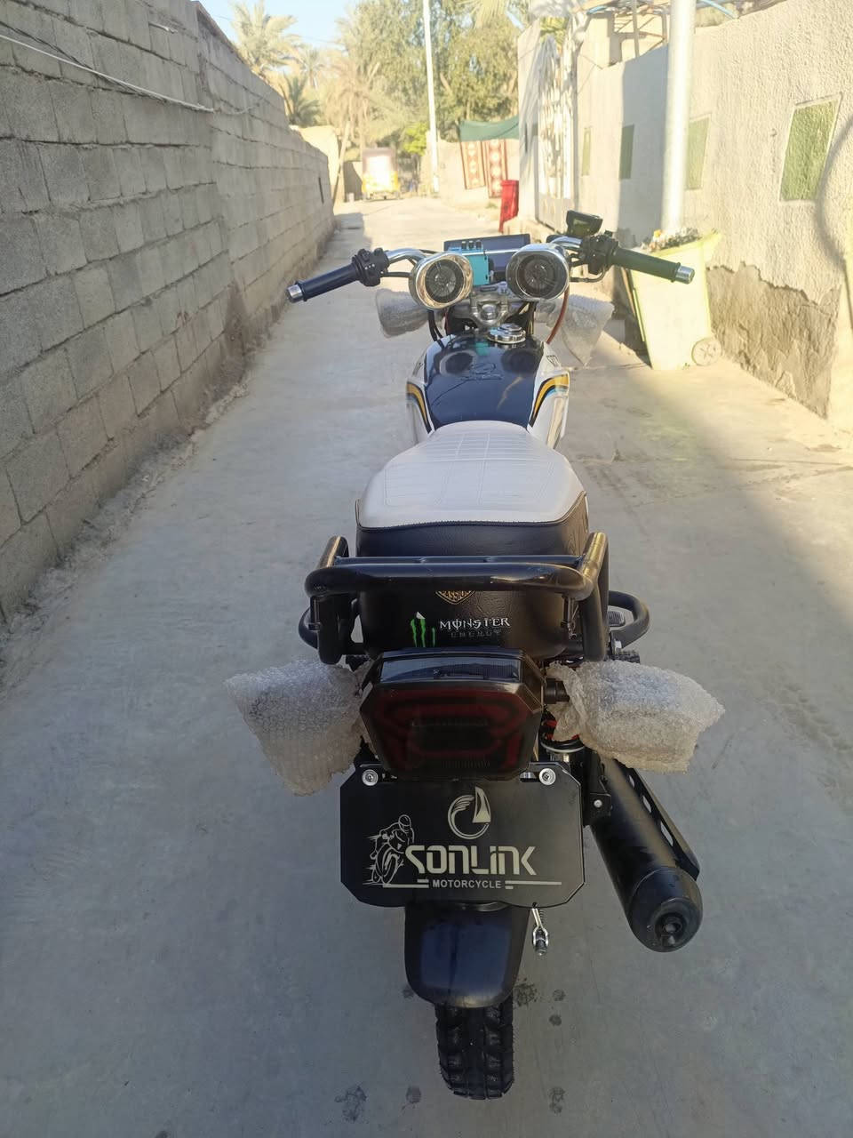 سلام عليكم دراجة سيفان25 للبيع سعر خاص لاتصال *********** مكان بعقوبة تقاطع سادة
