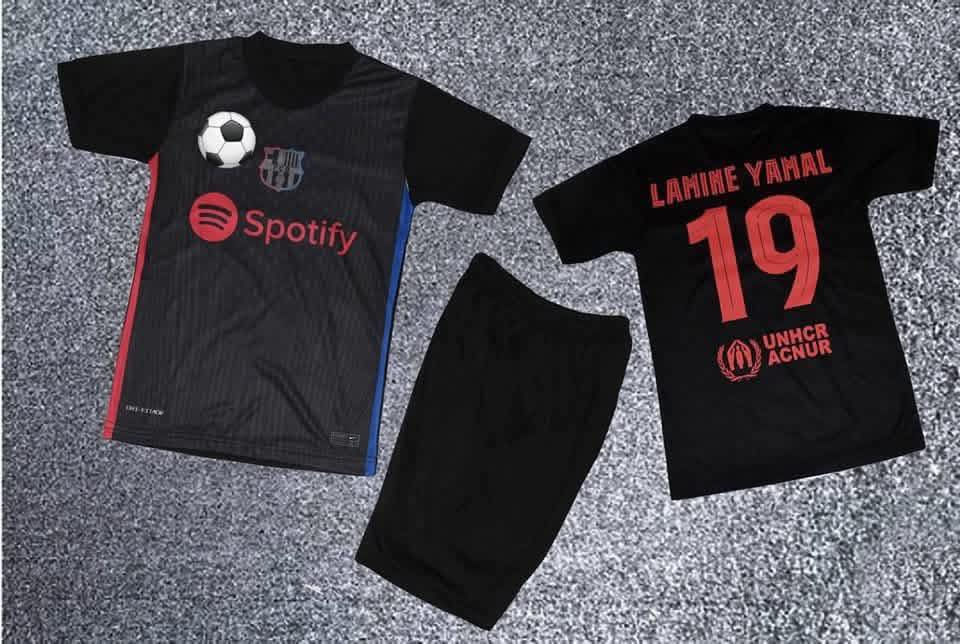 دريس #ولادي 💥🌿👍🏼
قياس يلبس من عمر 4-5-6-7-8-9-10-11-12 سنه
سعر مناسب 💯

نادي #برشلونه و #ريال_مدريد 

لحجز مراسله الصفحه🌿

واتساب/ *********** 👍🏼

يوجد توصيل جميع المحافظات

#دريسات #دريس #رياضي #ولادي #دريسات
