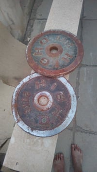 زوج التك 20 كيلو غرام  السعر 35  07707871413 بغداد .الراغب يتصل