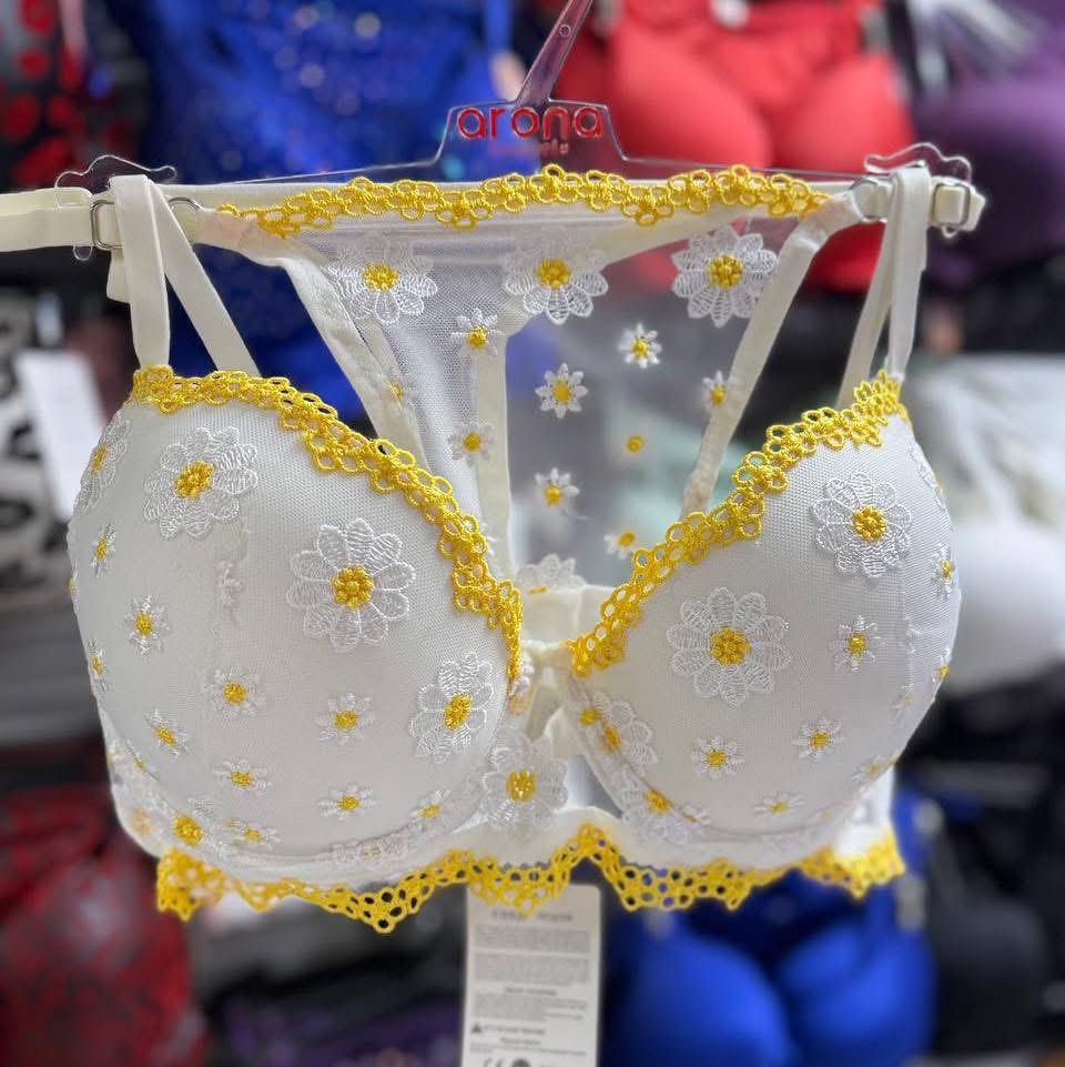 سيتات داخليه ماركات عالميه 😍😍😍لمعرفة السعر والاستفسار بالخاص توصيل داخل العراق فقط ❤️‍🔥


**إذا كنت صاحب هذا الإعلان وتريد حذفه لأي سبب، رجاءا أرسل رسالة إلى الدعم الفني**