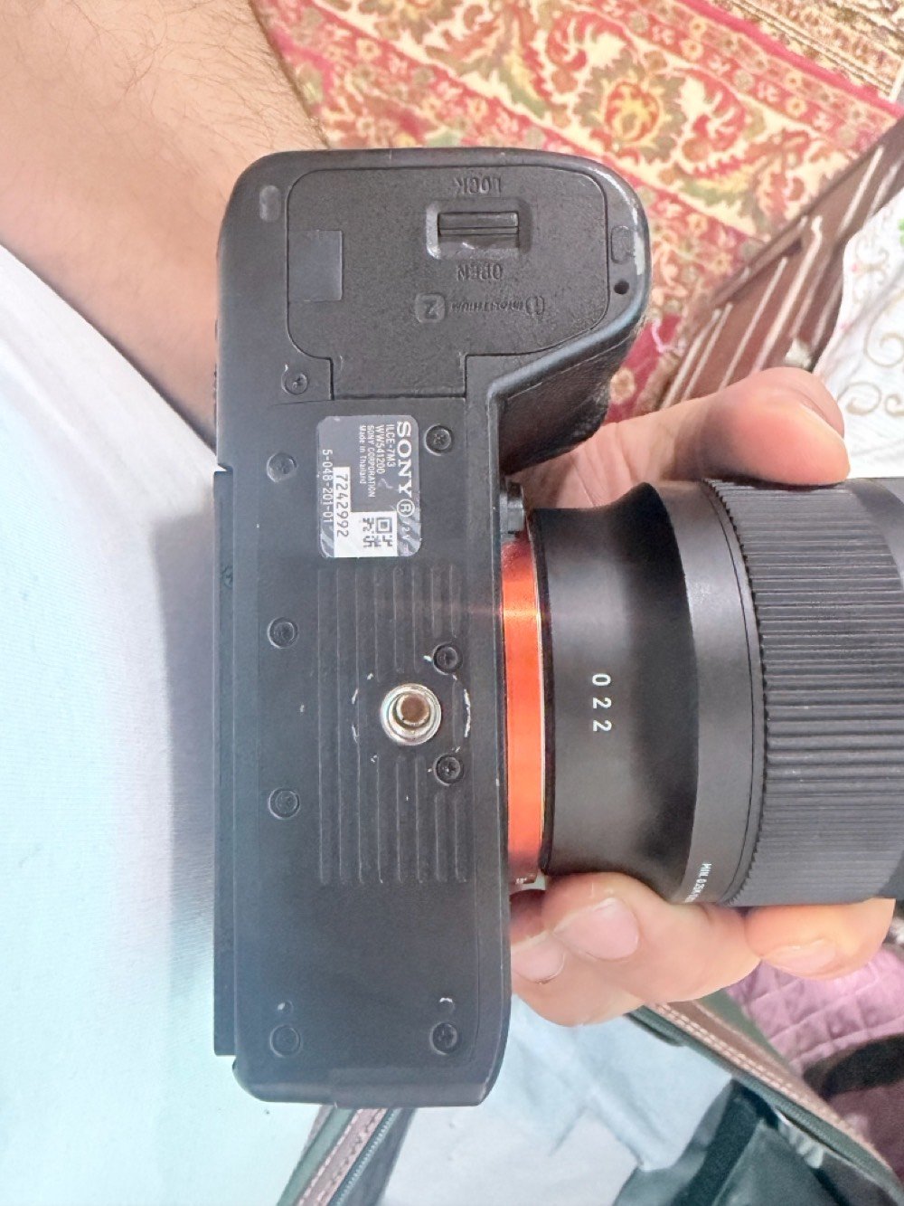 لبيع كأمره سوني a7m3 
الشتر كبالك واضح 
نضافه بدي 100:90