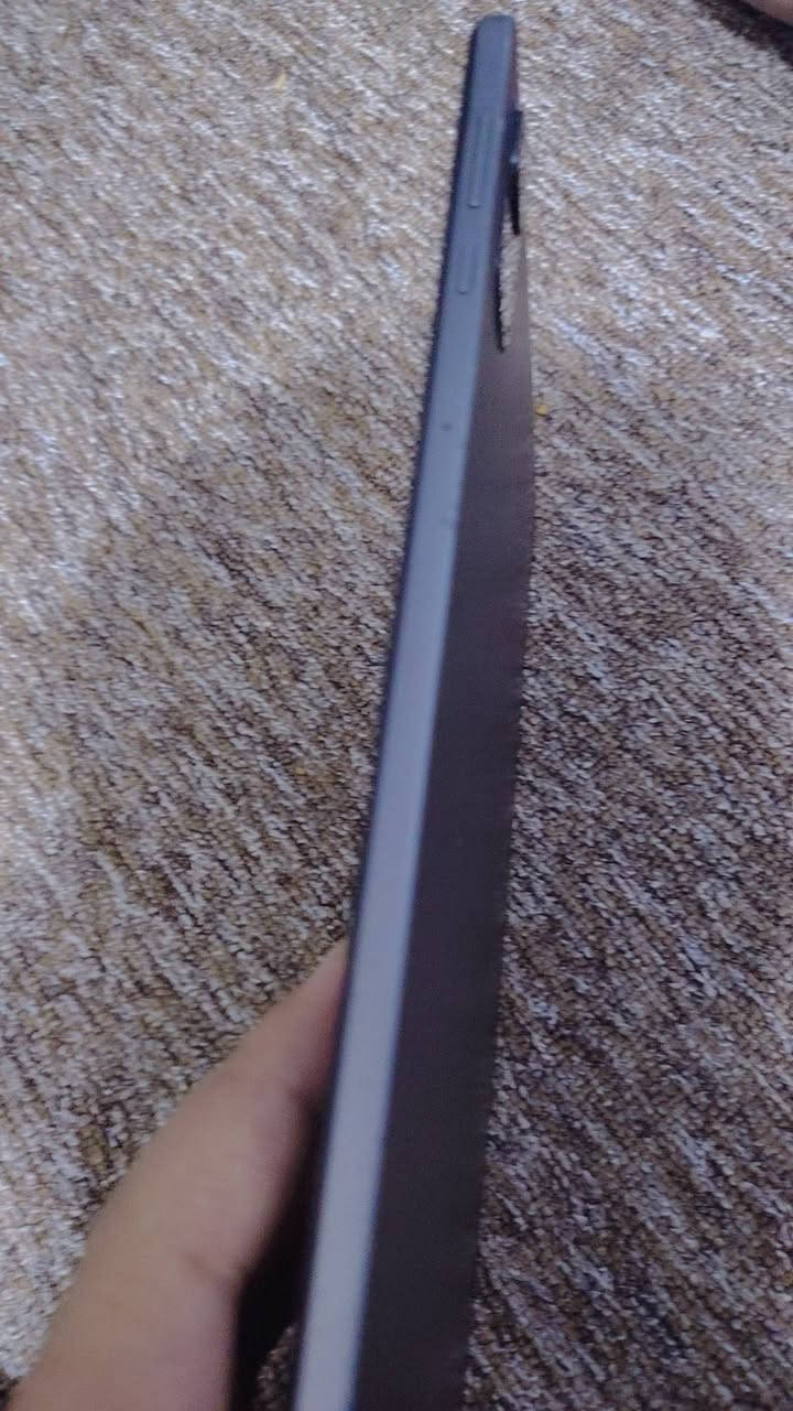 اسلام عليكم ايباد للبيع هونر الجديد نزل ب ٢٠٢٥ الذاكر ١٢٨ ٤٠ افريم للجماعة البوبجي السعر ٣٠٠ بي مجال*********** الناصريه مركز شخط مابي
