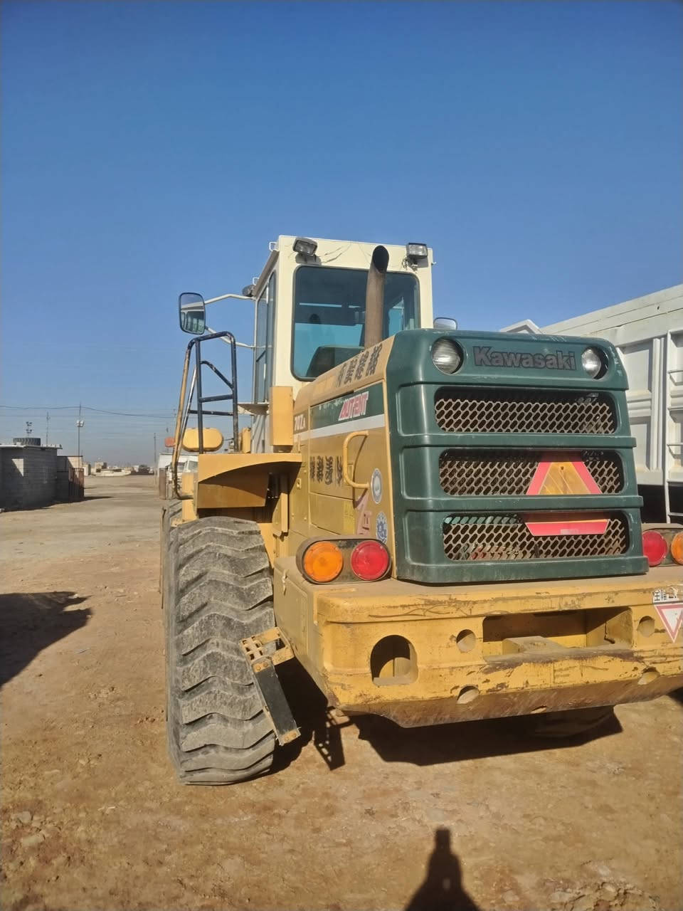 ﷽
( معرض الليث )  لتجارة السيارات والمعدات الثقيلة 🚜

الموقع 

 📍 / العمارة طريق الطيب  
للتواصل 📞 ( *********** )
