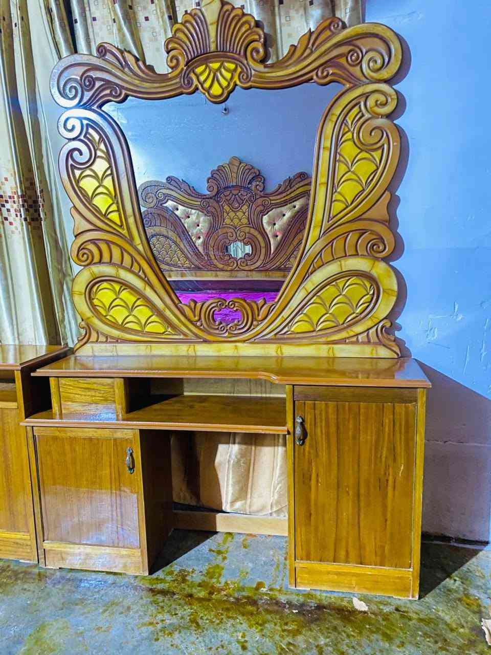 غرفه نوم صاج عراقي جديده طك السعر 750وبيه مجال للاستفسار الاتصال على الرقم *********** العنوان الرمانه البوعبيد
