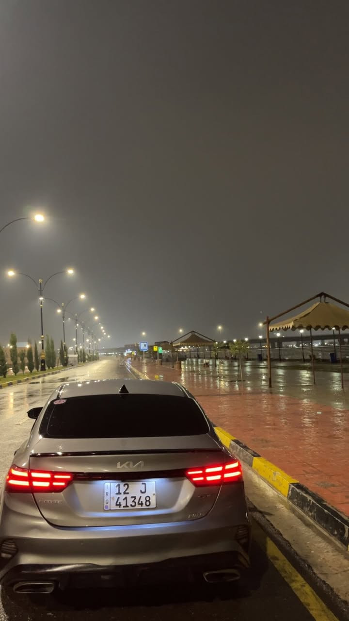 السلام عليكم
سياره كيا فورتي GT 2024 للبيع فول مواصفات :
فتحة سقف
كشنات كهربائيه 
كشنات حار + بارد 
قطعتين تبريد 
رادار تحكم
كاميرا خلفيه 
سياقه أليه 
بصمه تشغيل عن بعد 
مثبت سرعه
اناره وتحذير 
نقاط عمياء بالجانبين 

شرط التحويل وسياره نضيفه صيانه دوريه كل شهر بوكاله كيا گير ومحرك شرط

السعر : 170 ورقه وبيها مجال بسيط للشراي 

للتواصل اتصال + وتساب 
***********
