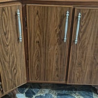 خزانة • للبيع • اثاث