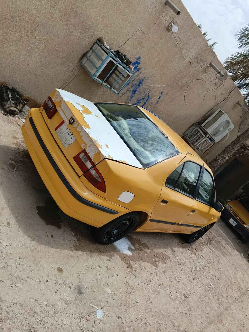 سلام عليكم
سمند 2012 سنويه منتهيه محرك كير جدد
حداديه نظيفة تخم تاير نظيف تبريد ما يشتغل
العنوان شط العرب الحوطه 
للبيع السعر 25 وبيها مجال
***********
