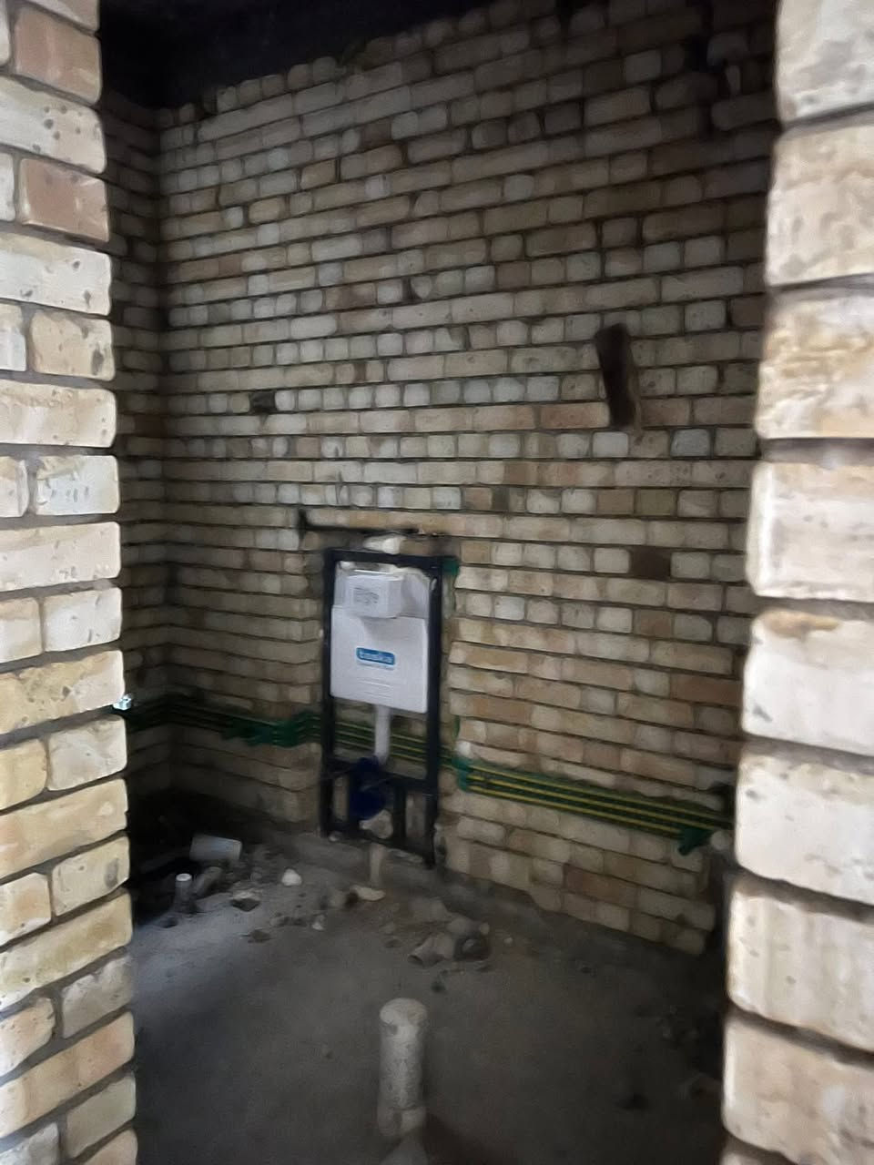 ⸻

🏠 للبيع هيكل بناء حديث بإشراف درجة أولى
📍 الموقع: شارع المغرب – نجيب باشا
📏 المساحة: 150 متر
🔹 الواجهة: 7 متر
🔸 المواصفات:
• 5 غرف نوم
• صالة واسعة
• مطبخ
• بناء حديث بإشراف هندسي درجة أولى

📞 للتواصل: ***********
