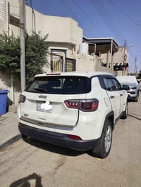 جيب كومباس • ٢٠١٨ • حادثة يمين