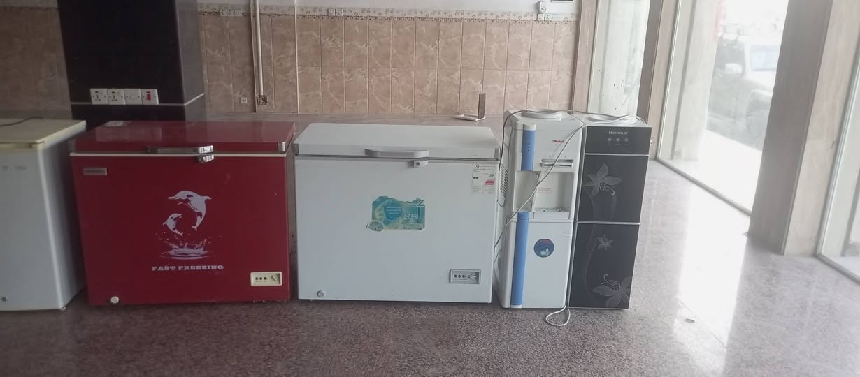 سعر سنك مرمر 145
سعر موجمدات 175
سعر بوفيه 185 حطاطه
استفسار واتساب ***********
