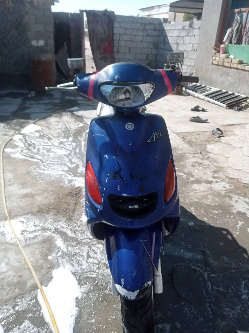 سلام عليكم للبيع دراجه دولفين شغاله سلف هندر شغاله مناقصه شي مال جناي سعر ٢٠٠ شراي  يجي خاص هاذه رقمي ***********
