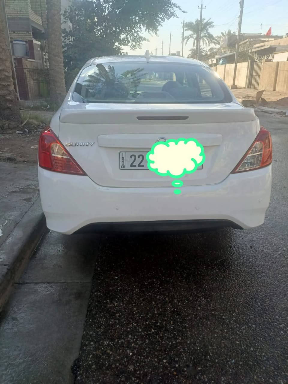 نيسان سني هندي موديل 24 رقم اربيل نضيفة كلش كير و مكينة وصدر كفالة السيارة بدون صبغ بيها بارد بل جنطةاستخدام شخصي السيارة  والسونار مالها موجود السعر 120 وبيها مجال قليل مكاني بغداد حي العامل ***********
