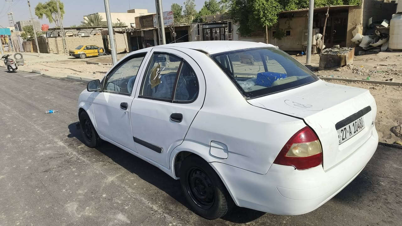 السلام عليكم مرخصت صاحب الكروب
سياره طيبه مديل 2012
بسمي سنويه 2030
محرك وكير خير من الله 
حداديه زينه 
سياره كامله تبريد ثلج🥶
مكان ناصريه مركز  
رقم ***********،
