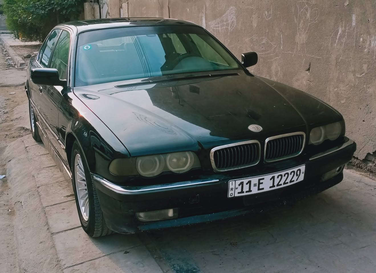 BMW740I سيارة جاهزة گير مكينه مكفوله تبريد صبغ عام فقط ***********
