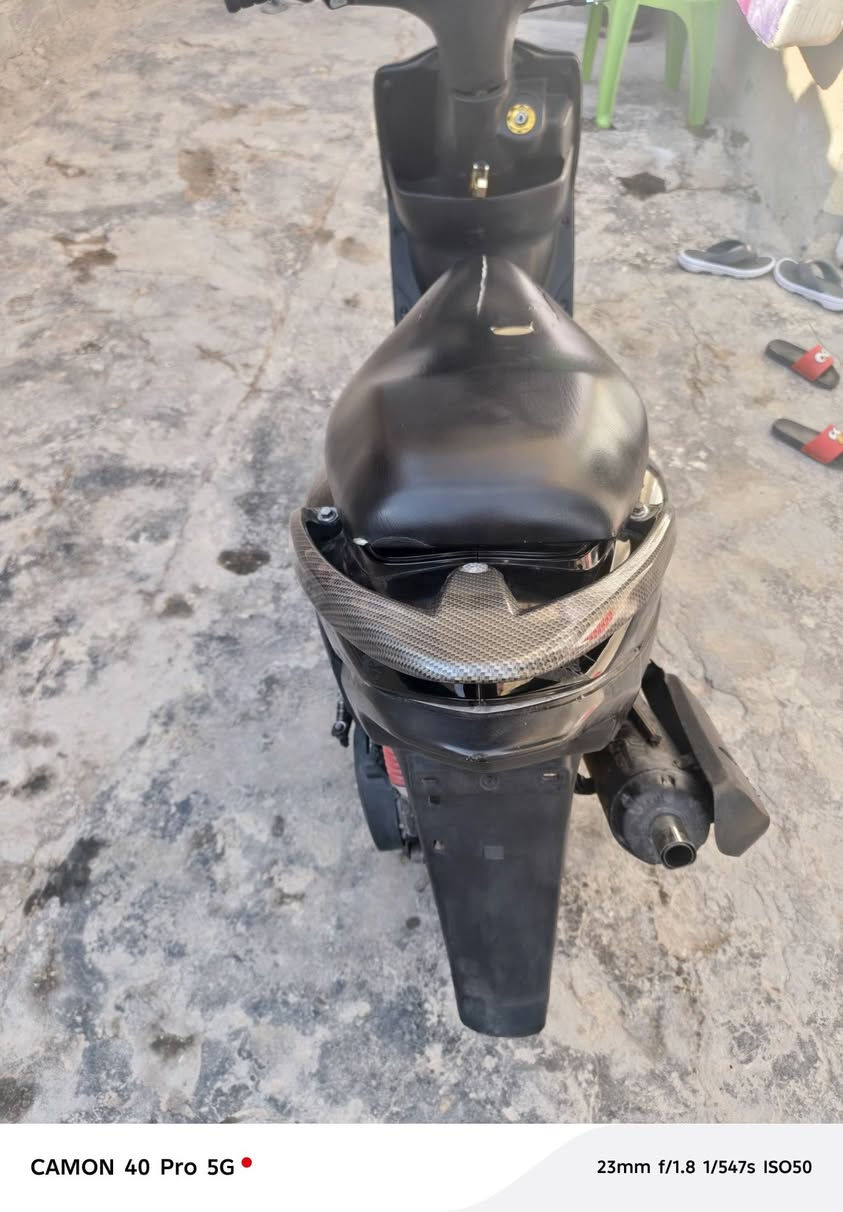 دراجه ماكس عدله
دراجه نضيفه كلش كلشي شغال كهربائيات سلف هندر.. شراي يجي واتساب يتصل عله رقم. ***********
