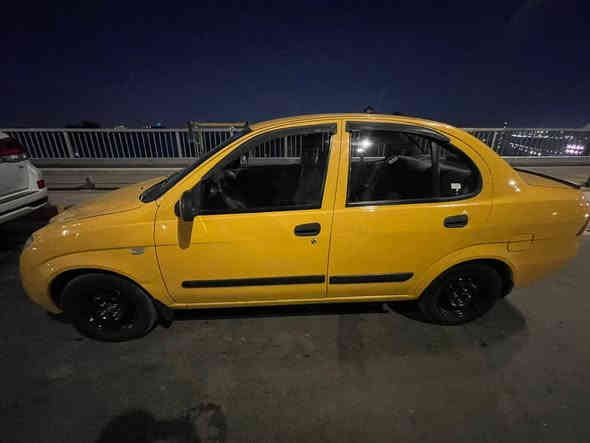 طيبه للبيع موديل 15 بيع مستعجل كامله من كلشي كبل للشارع السعر 40 وبيها مجال بسيط حك الجيه مكاني بغداد الدوره هور رجب ***********
