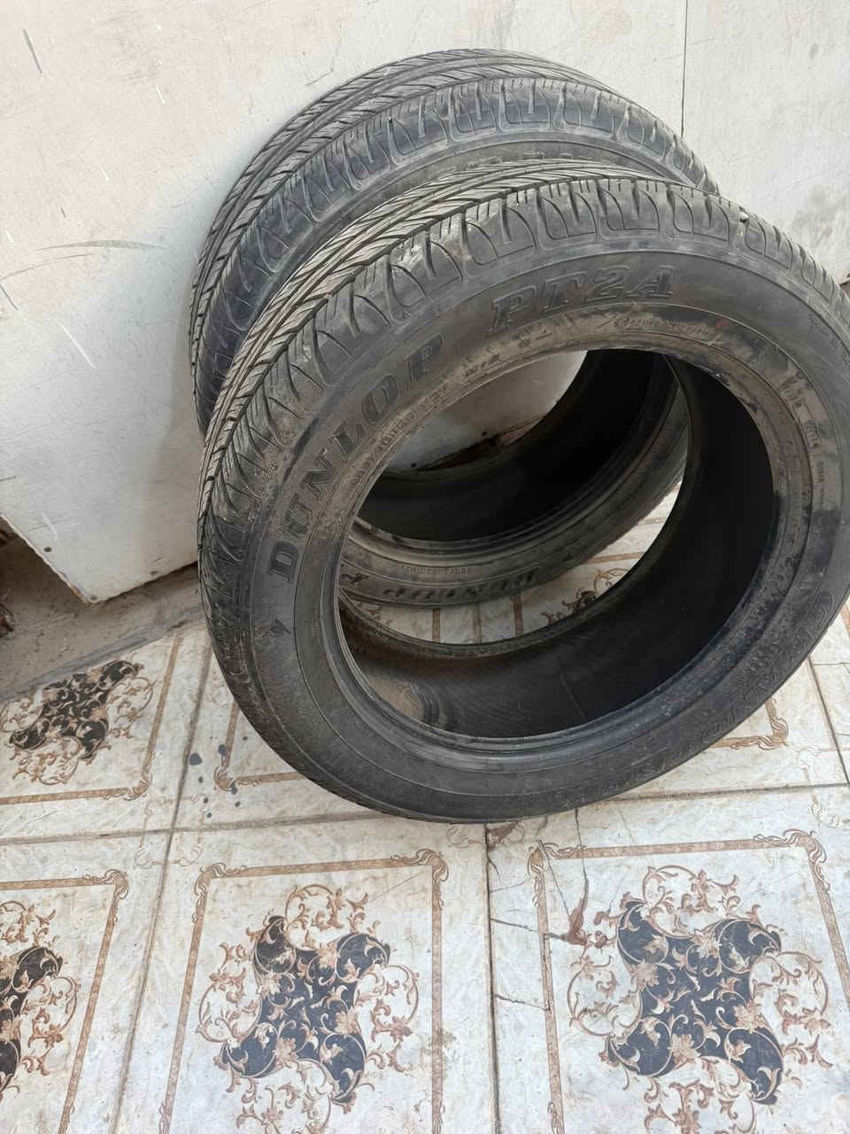 زوج تايرات ياباني حجم 20/50/285 نضيفات مكاني حي المعلمين ***********
