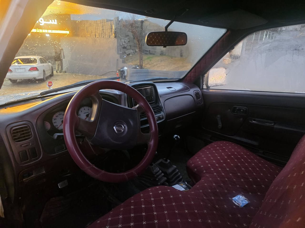 نیسان 2005 ساغی دوبەی
موسو بڕاوە بەشەرت
کامل مەسروف
ناوسور
گێڕو دەبڵ گێڕ بەشەرت
مەکینەو ئەکسلی بەشەرت
چوار تایەی لۆک
پێشی تازە داگیراوە
کامل پلێتی پێوەویە
گەرمو ساردی مەزبوتە

 سیعر// 74 گەڵاو کەمێ مەجال

شوێن// هەڵەبجەی شەهید

***********

***********
