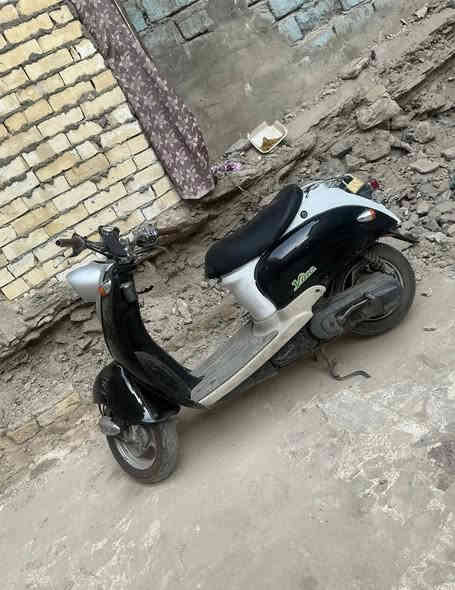 كفاله عامه شرط مامفتوحه دهن كل ١٤ يوم ابدلهه اسمه موتل ادير كله محسن الله شاهد دراجه بعده جديده اشاير لايتات كله شغال مكان بغداد توصيل ماعندي ومارد هاص فقط وتساب او على رصيد هذه رقمي *********** . وسعره 360 وبيها مجال
