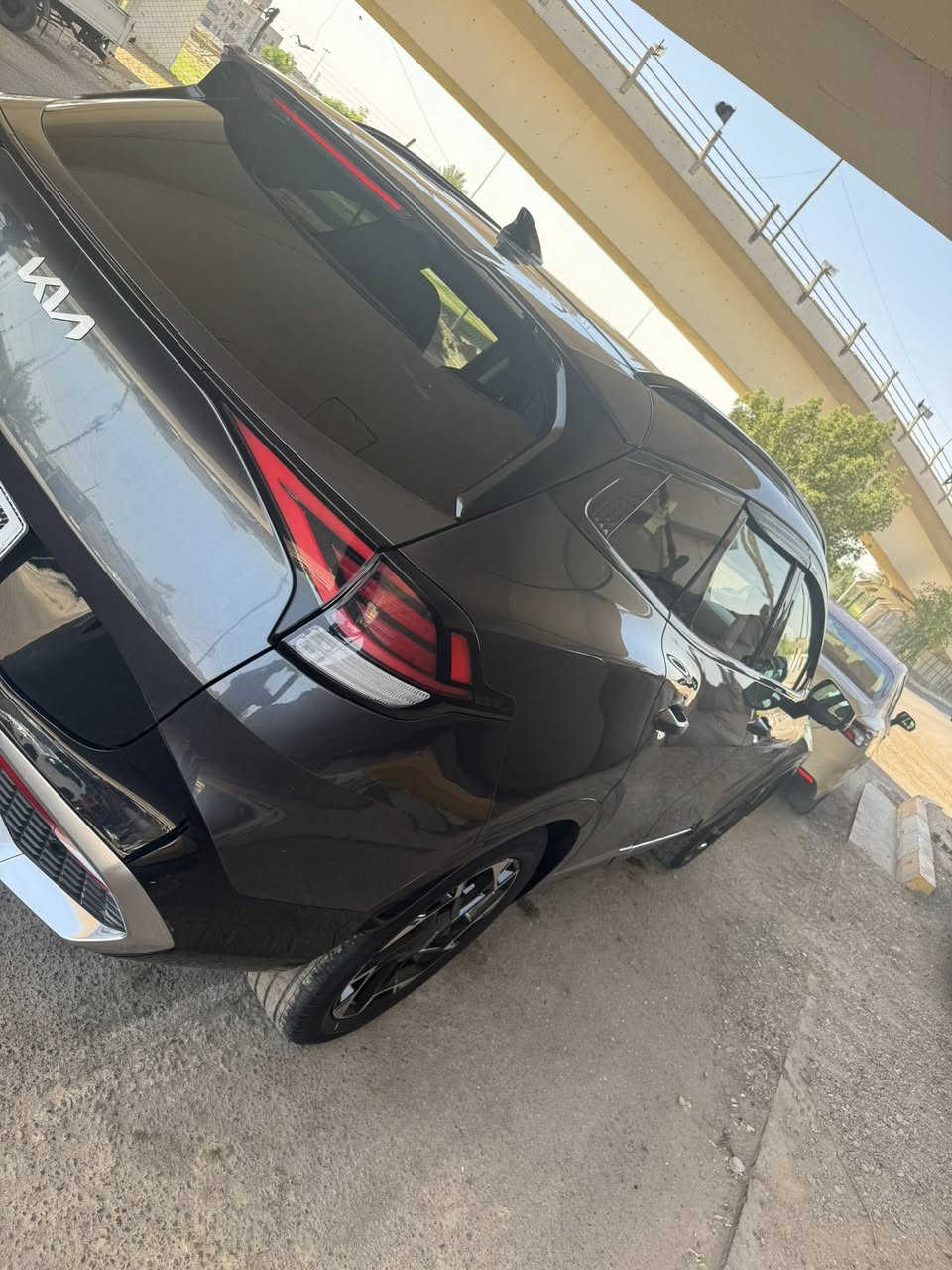 كيا سبورتج برستيج (2023)🤍🔥
🚗 وارد أمريكي🇺🇸 حادثه جاملغ فقط السياره كير والمحرك والصدر والتبريد بعده بحاله الوكاله باسمي تحويل ثاني يوم رقمه بغداد انكليزي وسنويه جديده السياره ما بيه نقص ابد 

🛠️
⚙️ محرك 2500
📏 ماشية 59مايل
🌅 بانوراما
📷 كاميرات محيطية 360
🔑 بصمة تشغيل
🚪 بصمة أبواب
🧳 بصمة صندوك
🧰 صندوك كهرباء
🔥 تدفئة كشنات
📺 شاشة كبيرة ممتدة ديجتال
🎛️ كيجات إلكترونية متغيرة حسب الوضعيات
🏁 وضعيات قيادة سبورت / سمارت / نورمال
🪑 كشنات جلد أسود
⚡ كراسي كهرباء فول تحكم مع ميموري
✨ إضاءة ترحيب خارجية وداخلية
 🥇حساسات امامي وخلفي
🔌 شحن وايرليس
🔋 منافذ تايب سي
🔋 منافذ USB
🛞 هاند بريك بصمة
‏🅿️ أوتو هولد
📸 5 كاميرات بزوايا مختلفة
📡 رادارات أمامية وخلفية وجانبية
🛣️ تحديد مسار ذكي
🤖 قيادة آلية ذكية
⚠️ نقطة عمياء
⏱️ كروز كنترول
🎶 سستم صوت هارمان كاردون
💺 ميموري كشن السائق وضعيتان
🔊 تغيير صوت المحرك
💡 إشارات بالمرايا
❄️ شاشة تحكم ميديا وتبريد
🕹️ ستيرن فول تحكمات
✅ فول مواصفات 1/1 مواصفات 
***********
***********
