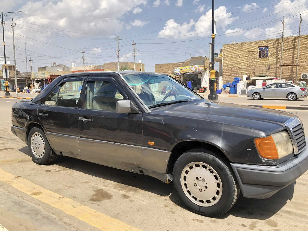 مارسدس دب للبيع او للمراوس
موديل ١٩٨٩ مكينه وكير بطه عنوانه ميسان العماره رقم صاحب سياره ‭٠٧٧١ ٠٨٨ ٤٦٩٤‬
مكلف بنشر
