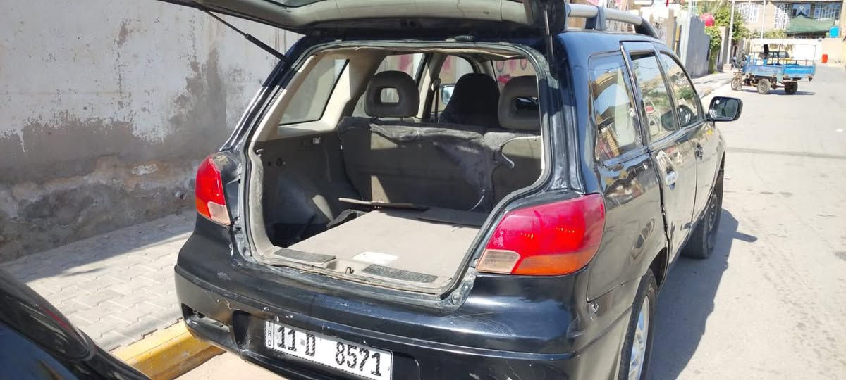 للبيع سياره ميتسوبيشي أتلاندر موديل 2004بغداد محرك 2400 كير ومحرك مكفول دواخل بلاديه نظيفه جدا صدر أمامي خلفي مكفول تحتاج صبغ سعر 45وبيها مجال للاستفسار ***********وبيه واتساب
