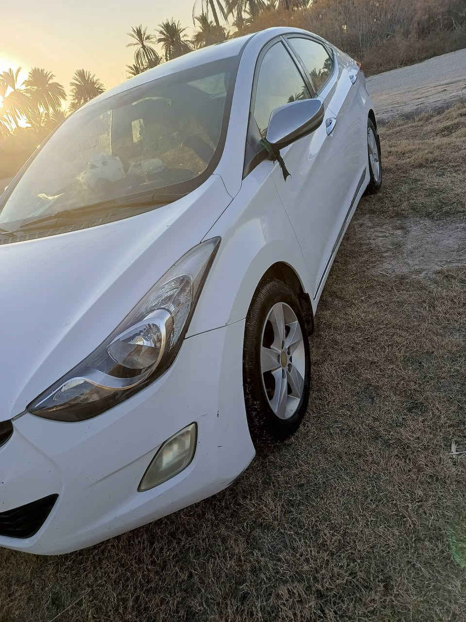 سلام عليكم.. النترا 12 خليجي محرك 1800 دوش كير ومحرك مكفول سياره حلوه نص فول مكفوله كفاله عامه رقم بغداد بسمي سنويه ل28 مداور ثاني يوم السعر ب120 وبيها مجال قليل مكان السياره بابل القاسم عليه السلام  خابرني وتدلل ***********
