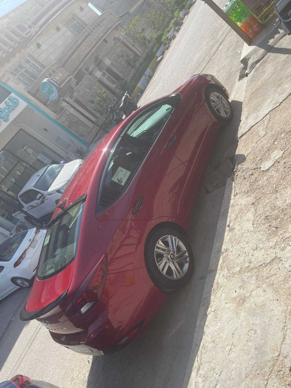 السلام عليكم
النترا 2019 كلين  رقم بغداد الجديد سنوية بأسمي ل2029
سيارة كاملة بدون نواقص 
شاشة كبيرة كار ابلي 
تحكمات استيرن 
رادار نقطة عمياء 
ابروجكترات لد 
منضومة زنون مع زرع عدسات 
ارضيه جلد 
كير ATM بلادي 
محرك 2000 دووش 
مكان السيارة ديالى***********
السعر152وبيها مجال
