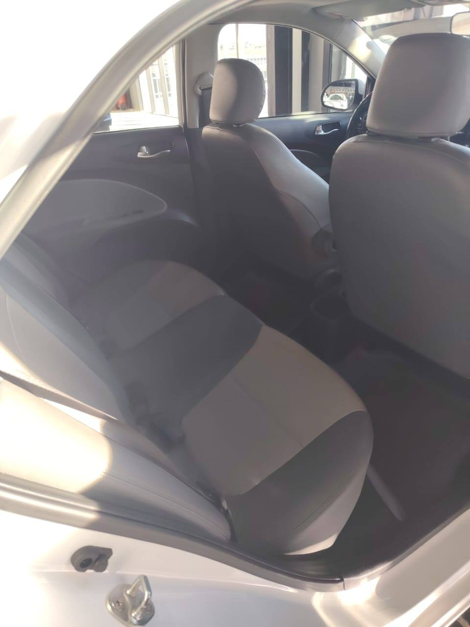 السلام عليكم كيا بيكاس 2020 رقم سليمانيه سياره باسمي كفاله عامه تحويل ثاني يوم سيارهر سعرها دفتر 20 وبيها مجال العنوان رمادي رقم الهاتف ***********
